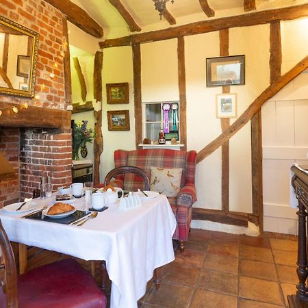 Frogs Hall B&B Eye  Εξωτερικό φωτογραφία