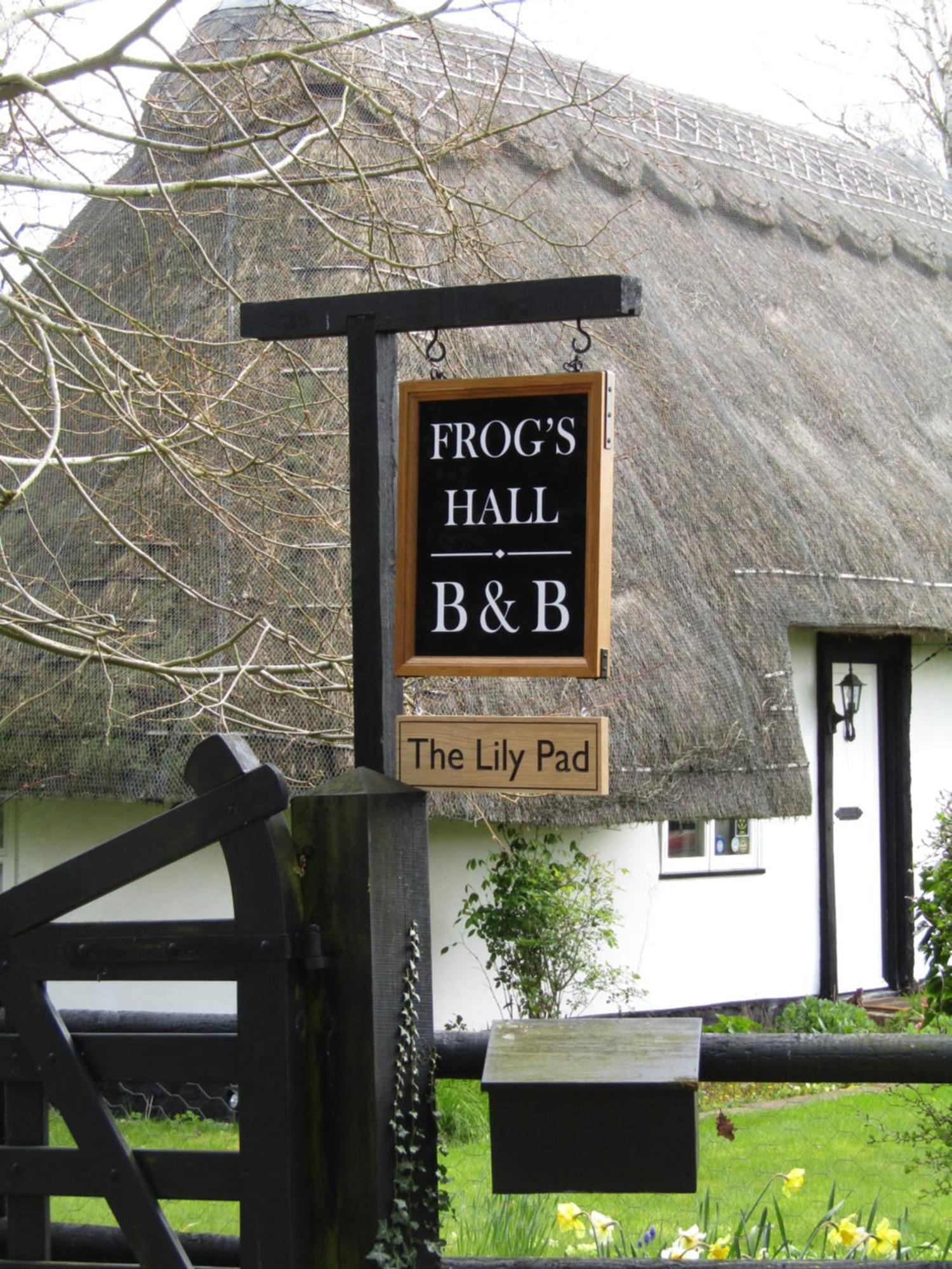 Frogs Hall B&B Eye  Εξωτερικό φωτογραφία